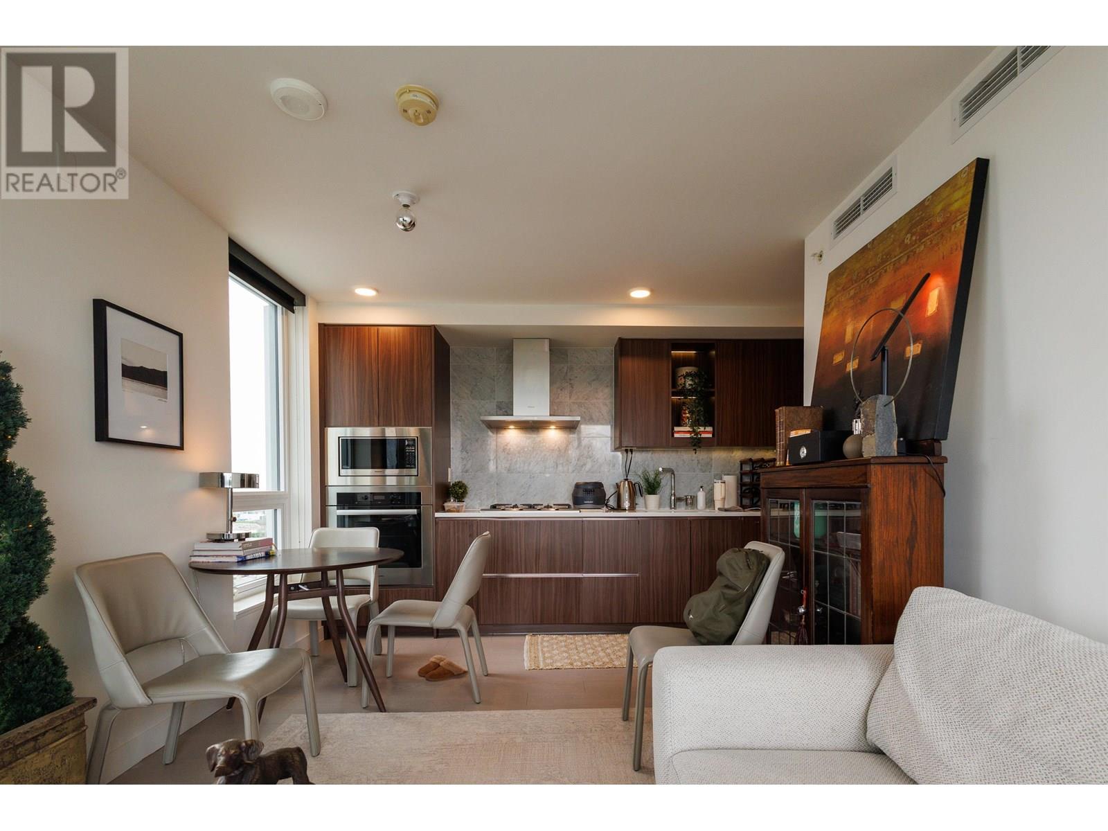Photo 7 of 1809 455 Sw Marine Drive, Vancouver BC