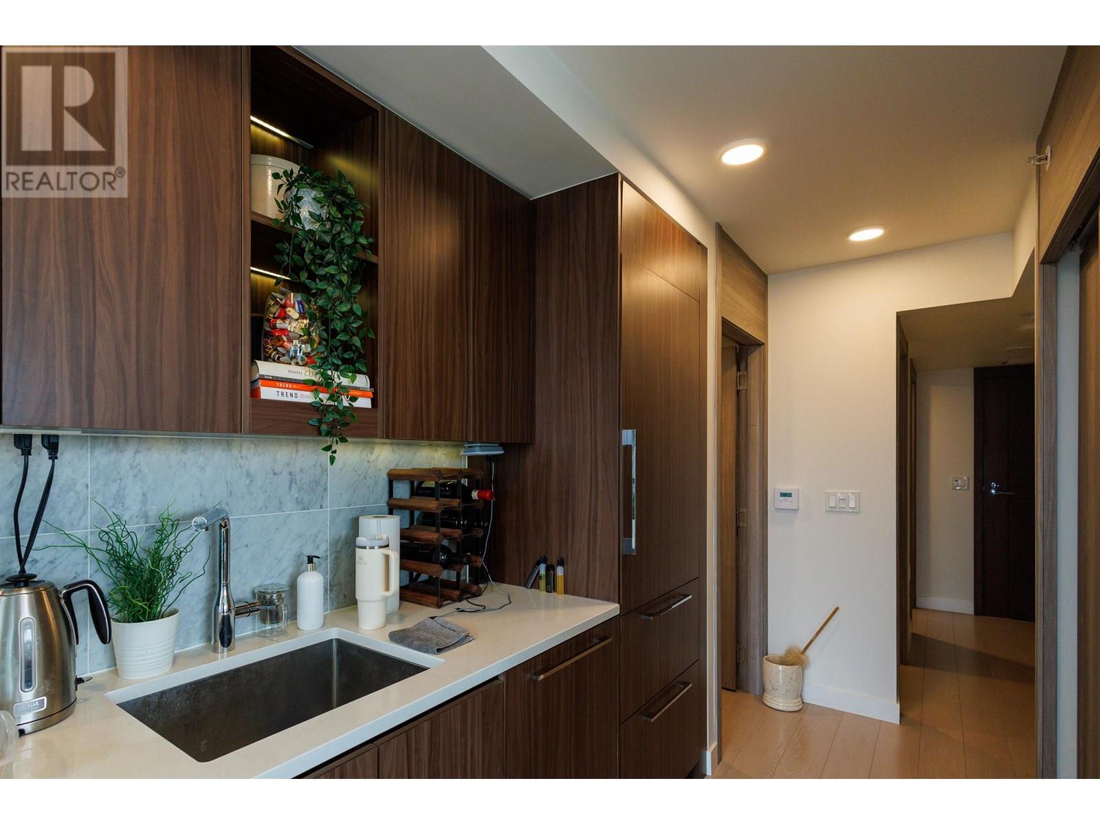 Photo 8 of 1809 455 Sw Marine Drive, Vancouver BC