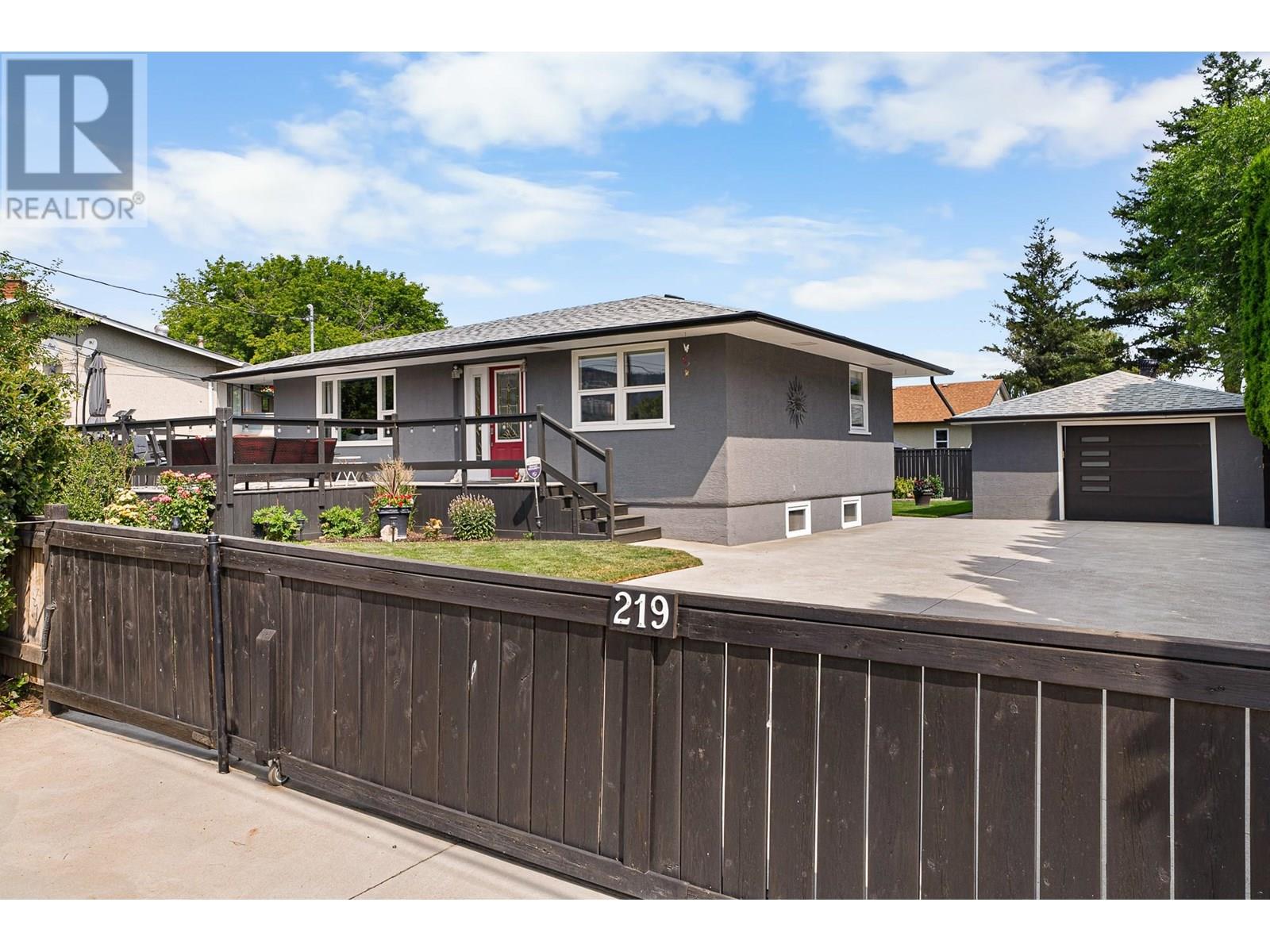 Photo 23 of 219 Cypress Avenue, Kamloops BC