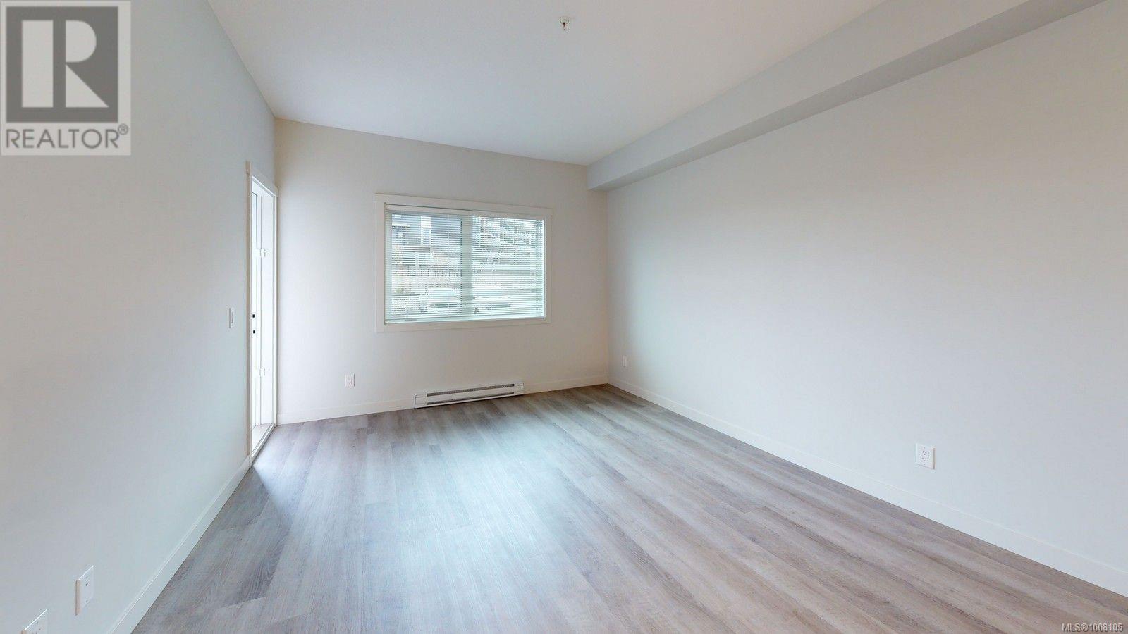 Photo 8 of 104 4830 Cedar Ridge Pl, Nanaimo BC