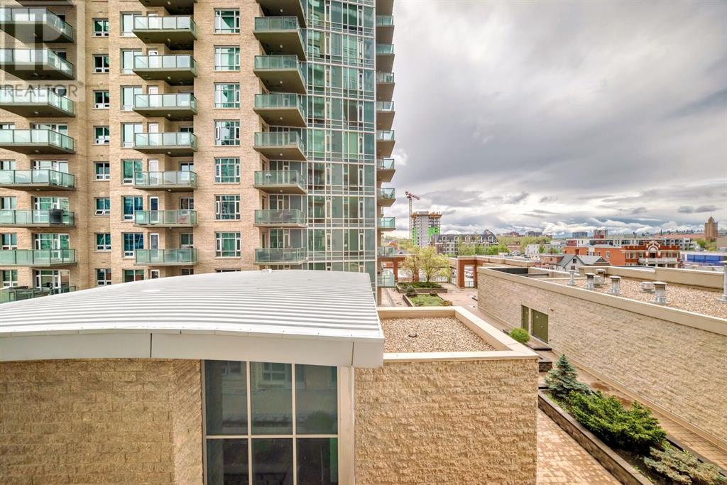 Photo 3 of 409 1410 1 Street Se, Calgary AB