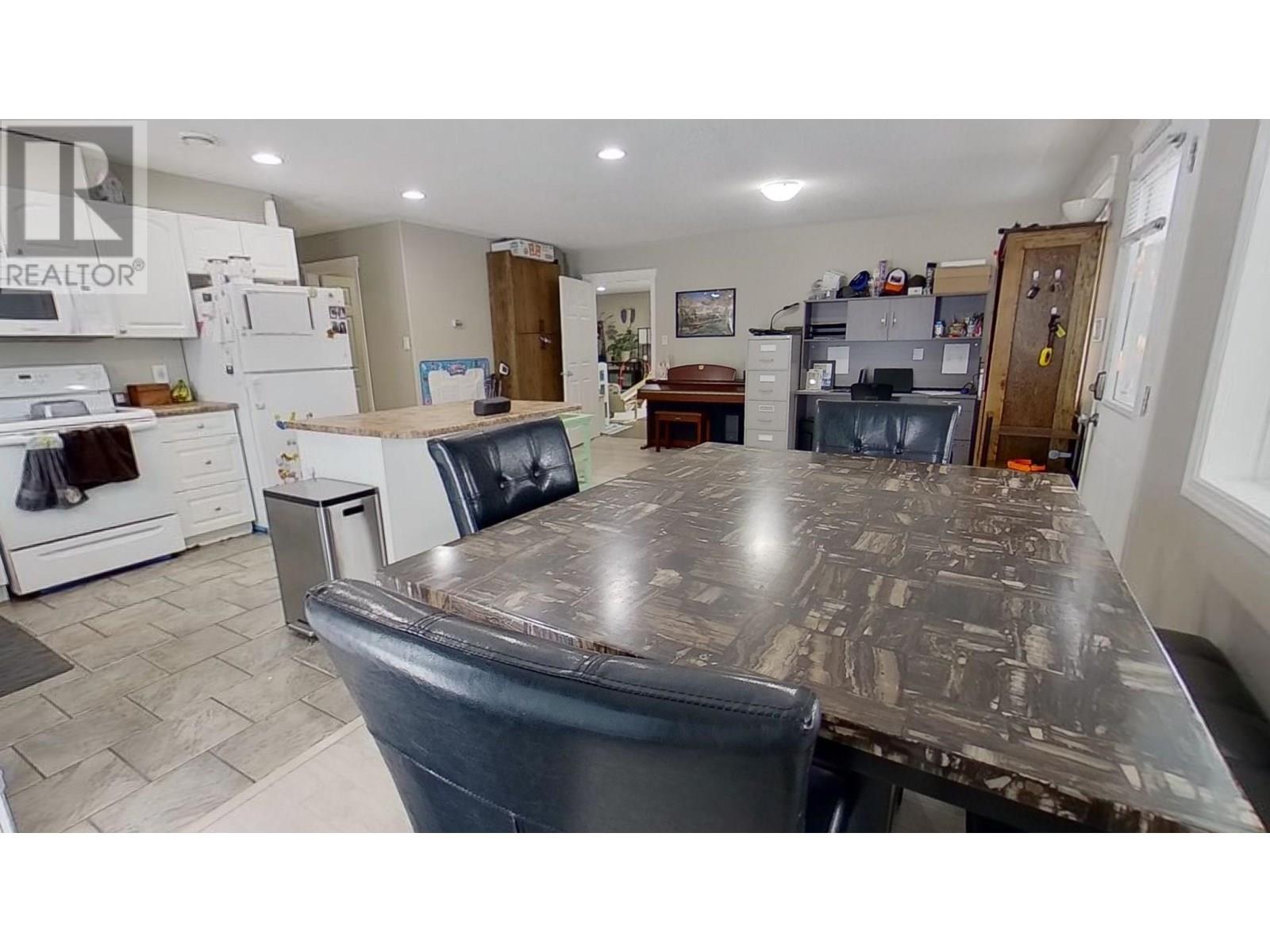 Photo 12 of 7338 Cartier Road, Fort St John BC