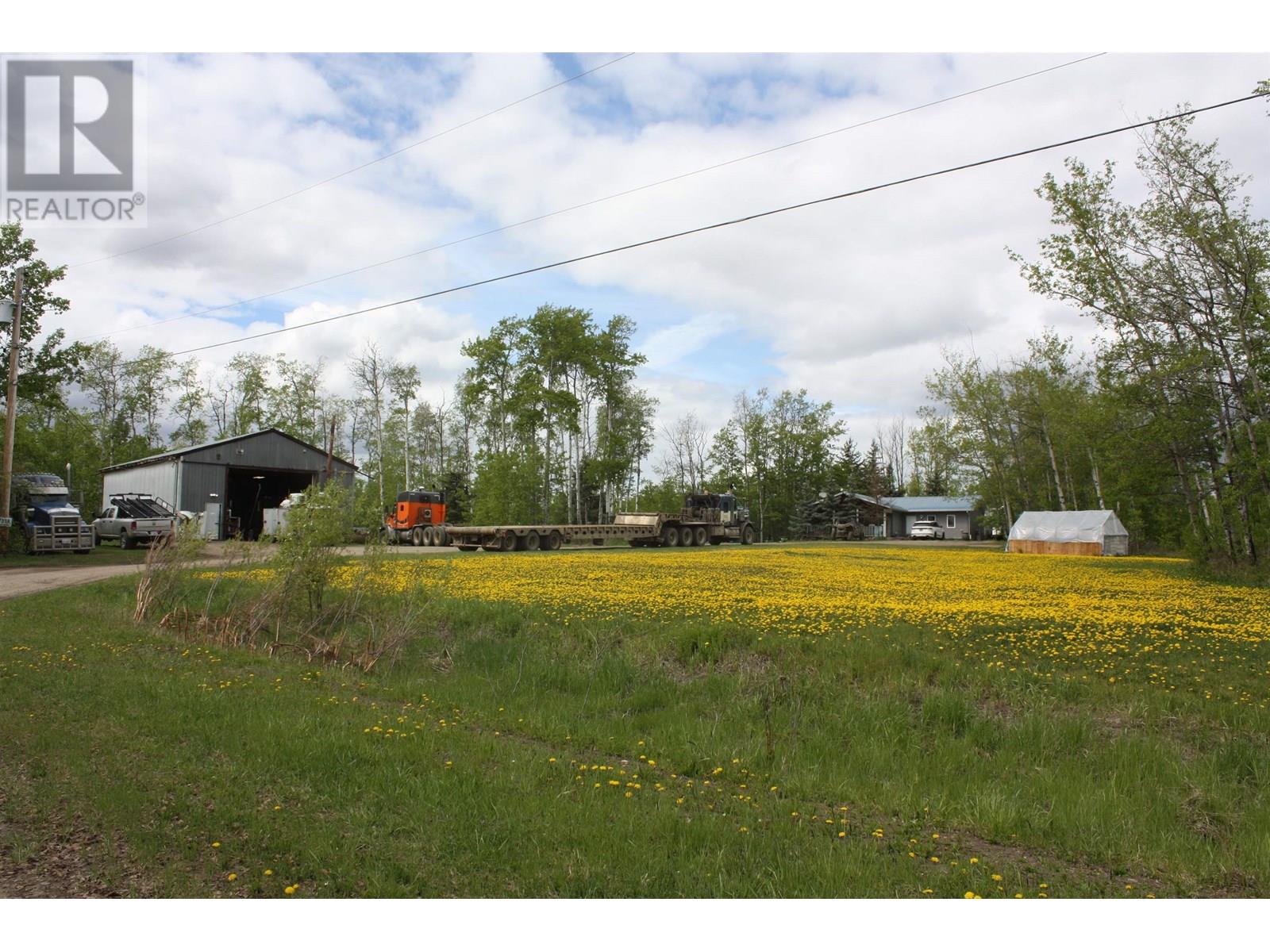 Photo 5 of 7338 Cartier Road, Fort St John BC