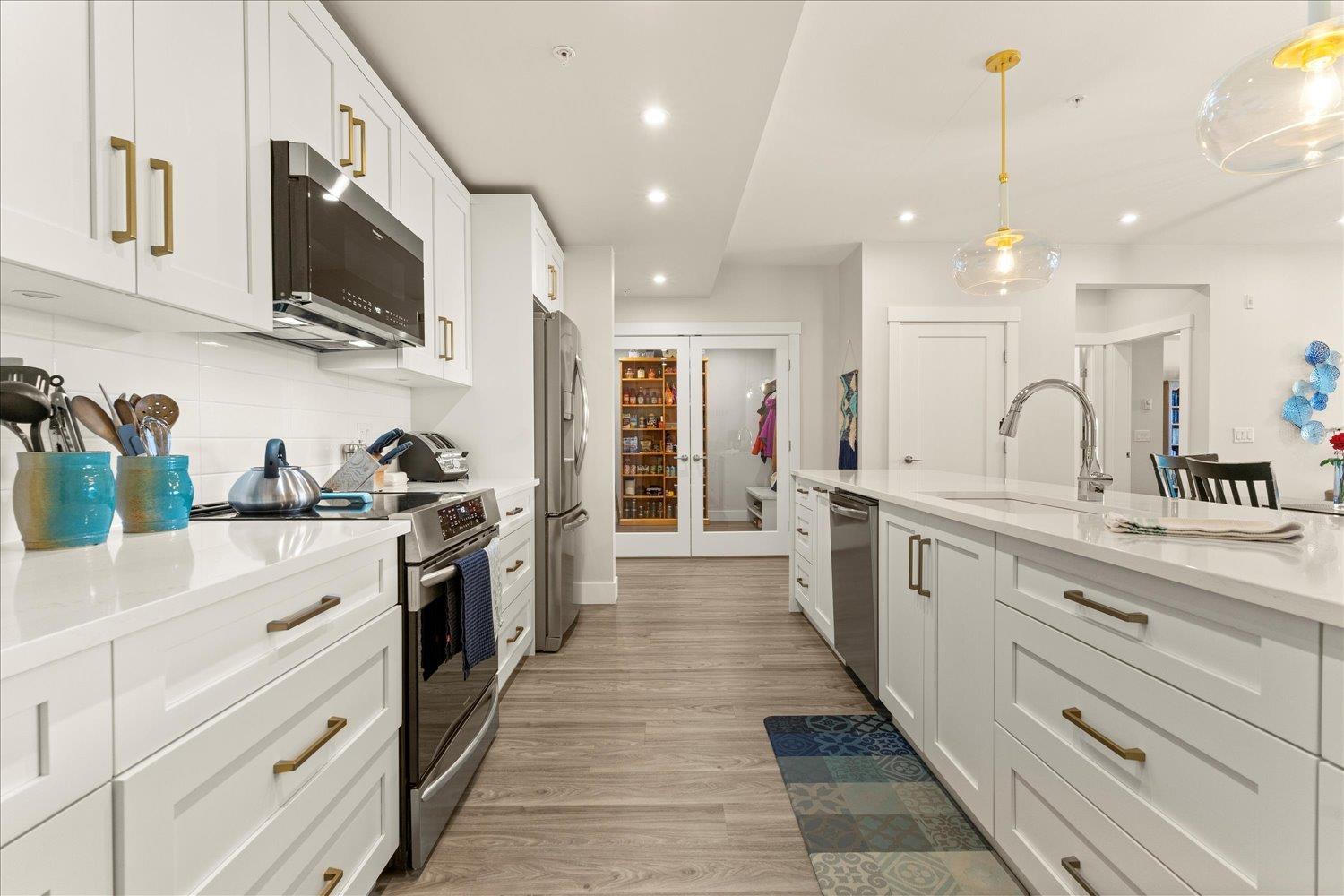 Photo 6 of 408 45757 Watson Road Sardis South, Chilliwack BC