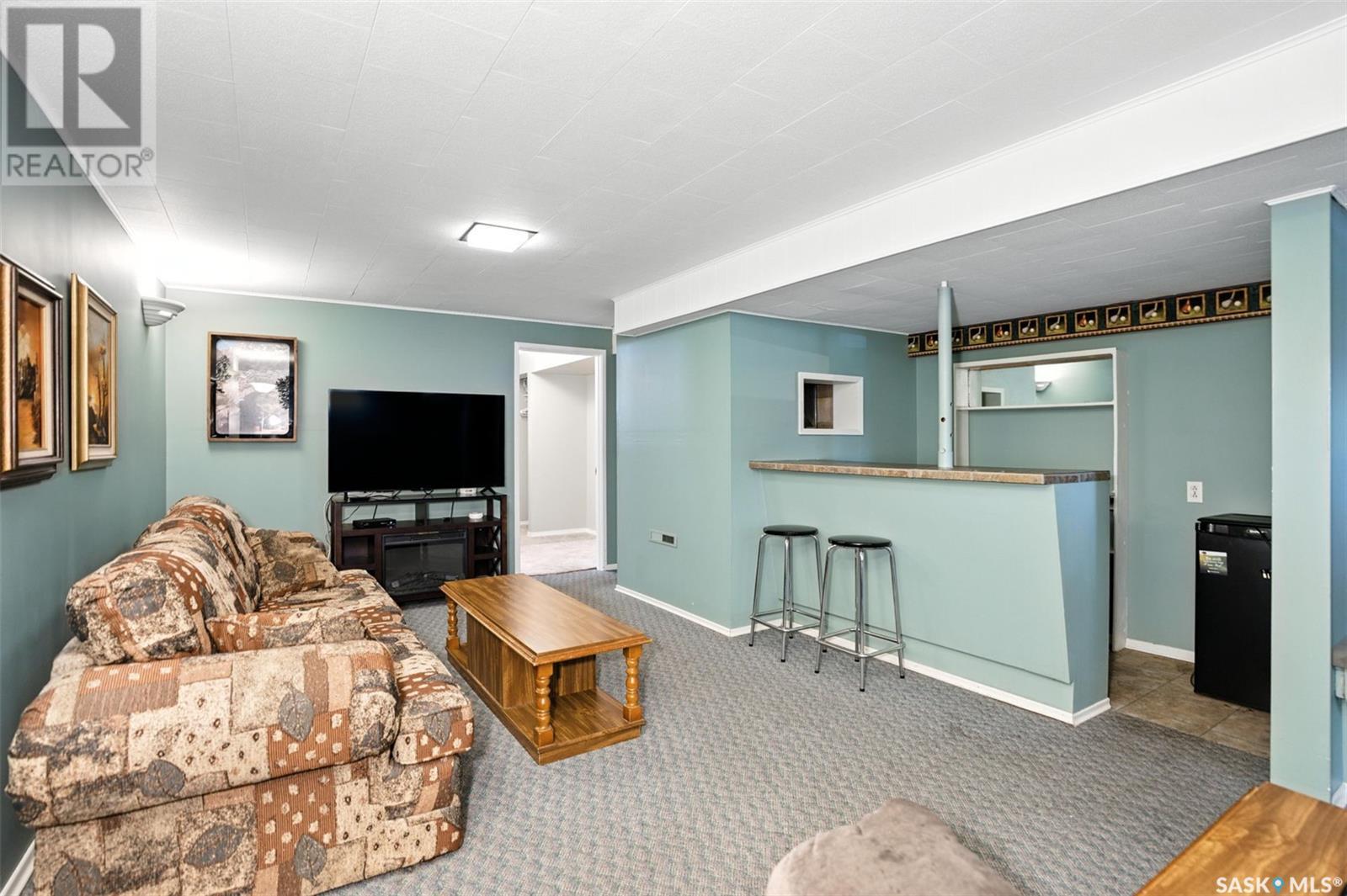 Photo 5 of 42 Calvert Crescent, Lanigan SK