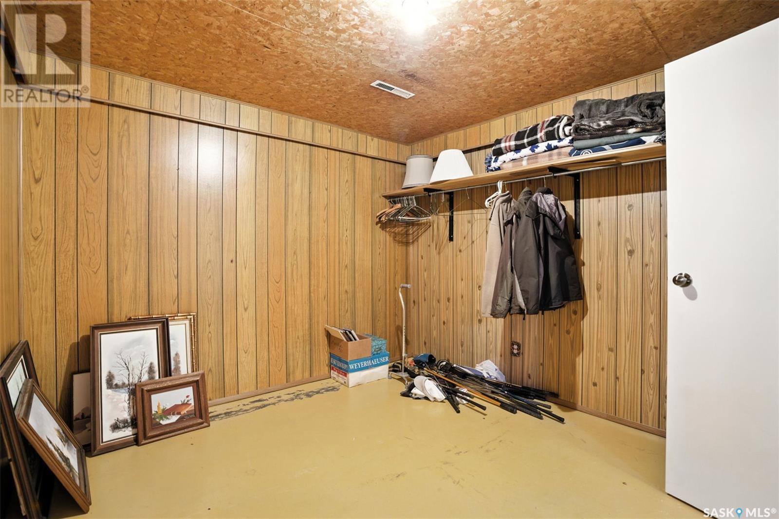 Photo 27 of 42 Calvert Crescent, Lanigan SK