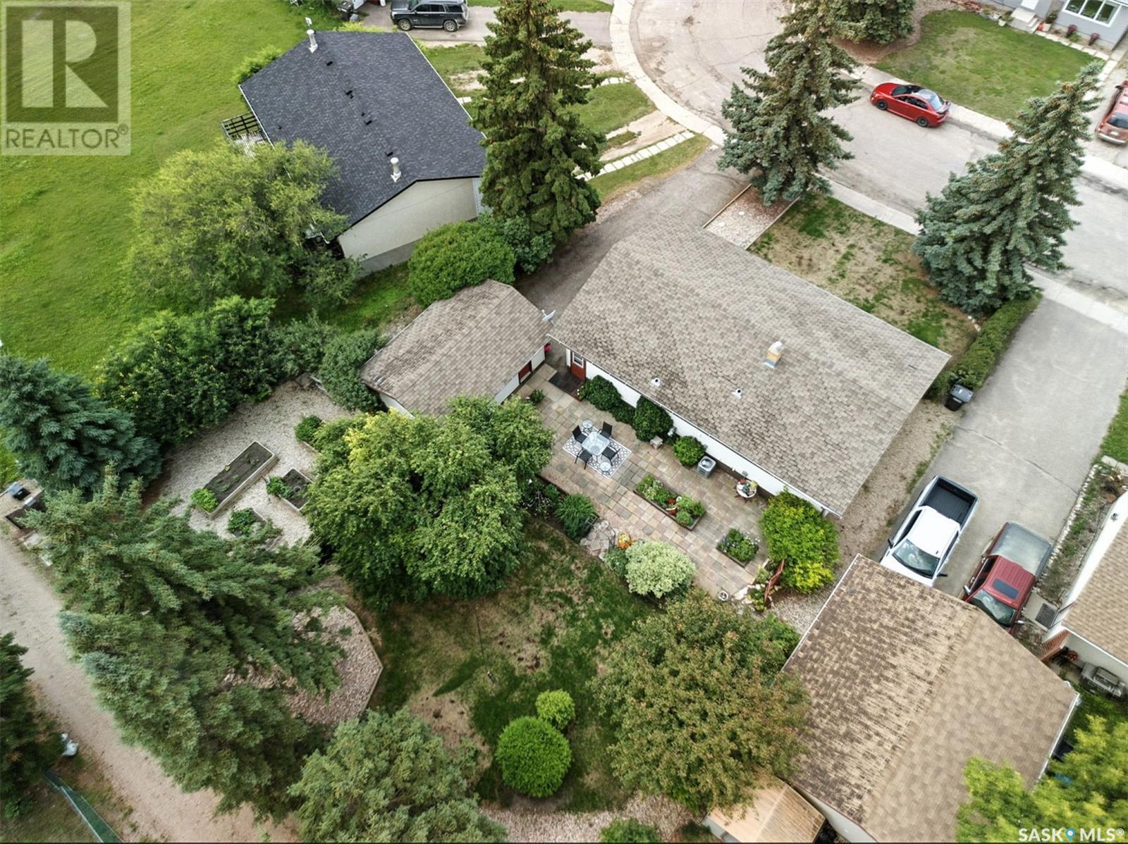 Photo 11 of 42 Calvert Crescent, Lanigan SK
