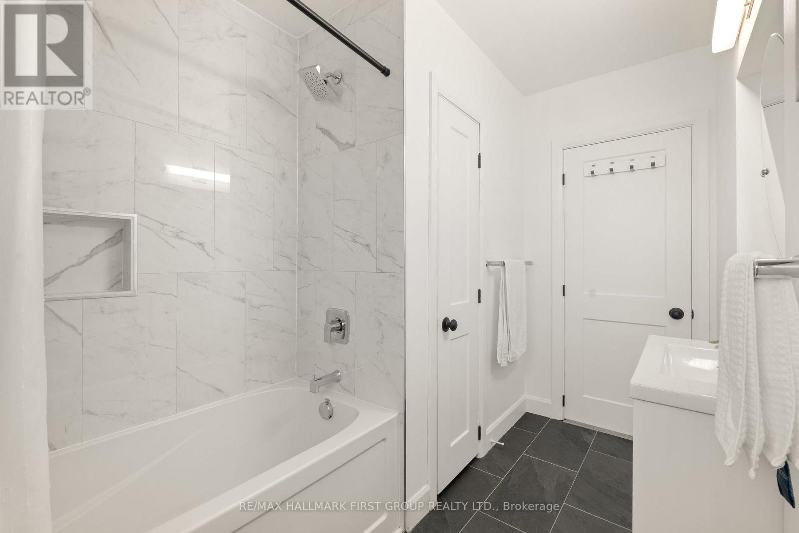 Photo 43 of 23 Third Avenue, Quinte West ON