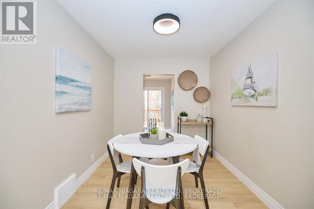 Photo 39 of 5508 Hillsdale Avenue, Niagara Falls ON