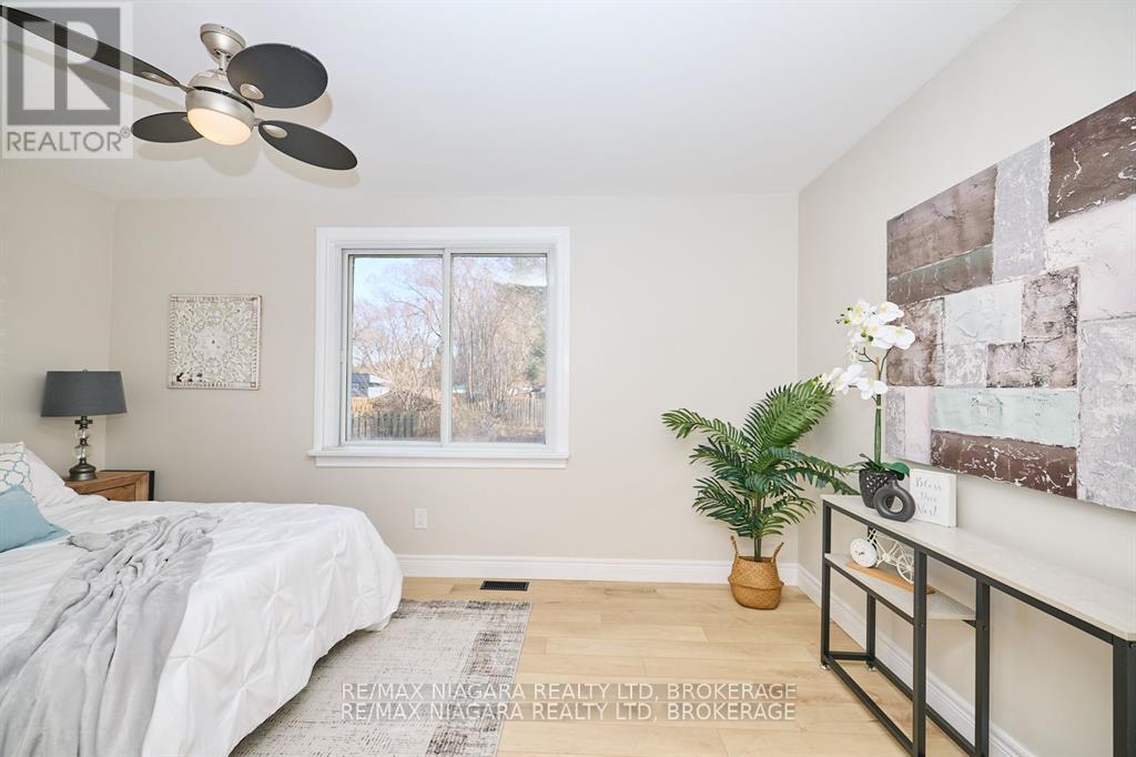 Photo 25 of 5508 Hillsdale Avenue, Niagara Falls ON