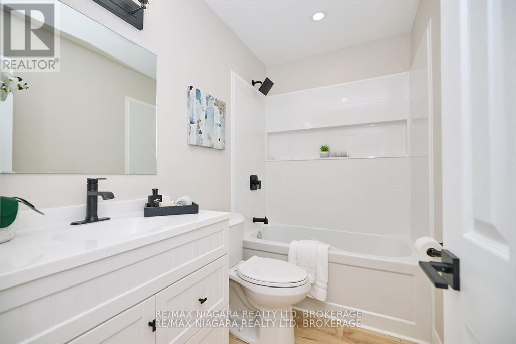 Photo 34 of 5508 Hillsdale Avenue, Niagara Falls ON