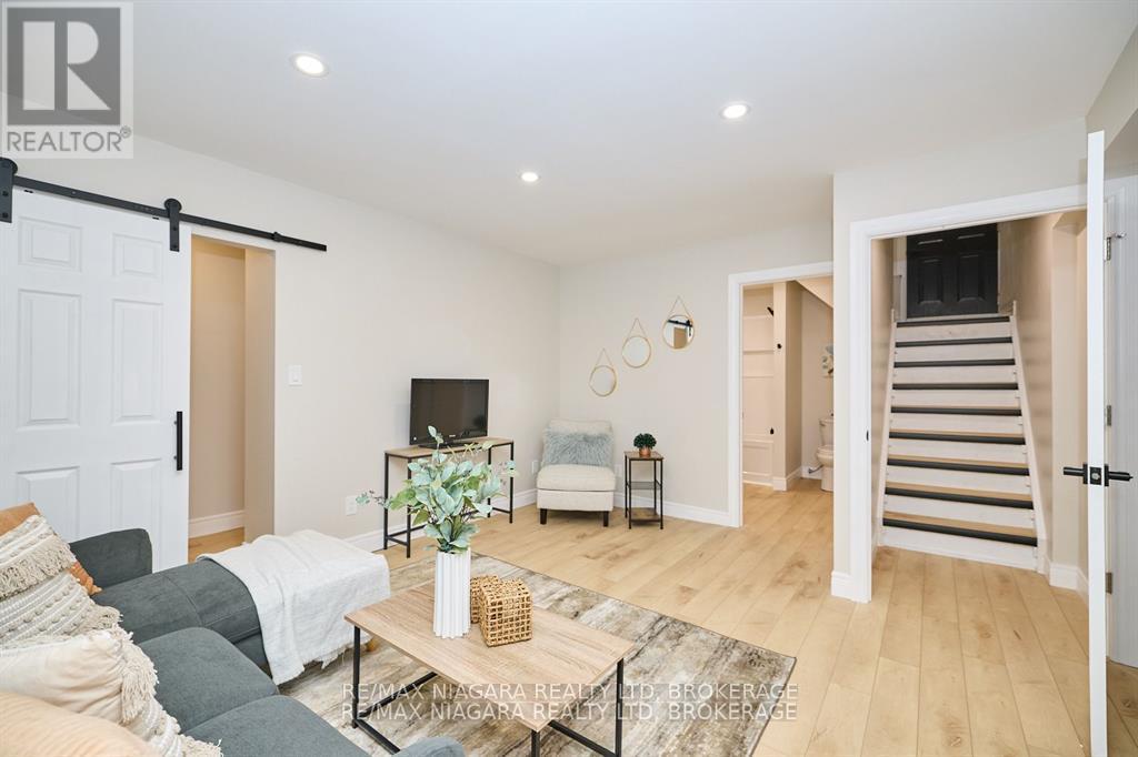 Photo 19 of 5508 Hillsdale Avenue, Niagara Falls ON