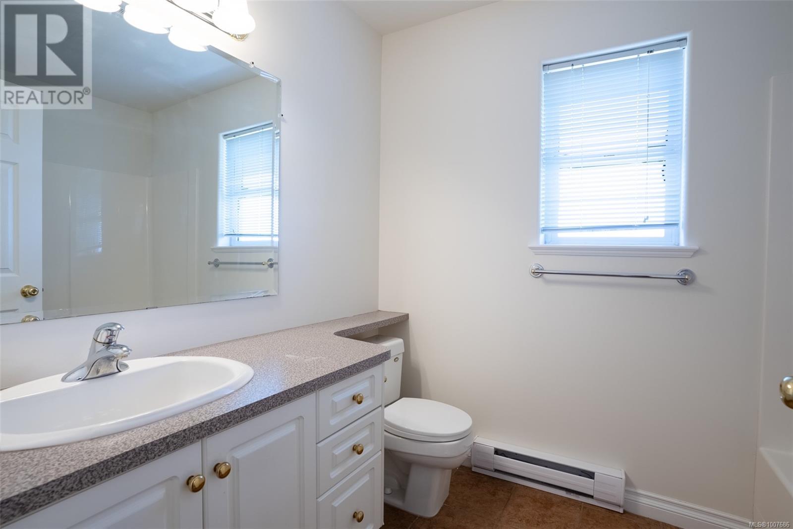 2562 CRYSTALVIEW DR - Image 21