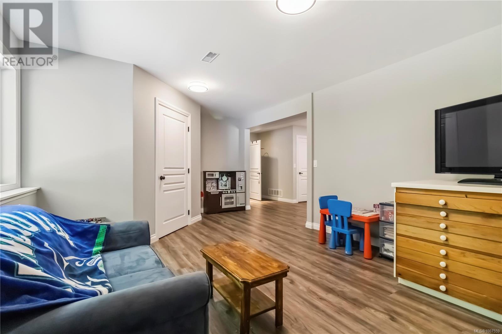 Photo 67 of 7230 Helen Pl, Sooke BC