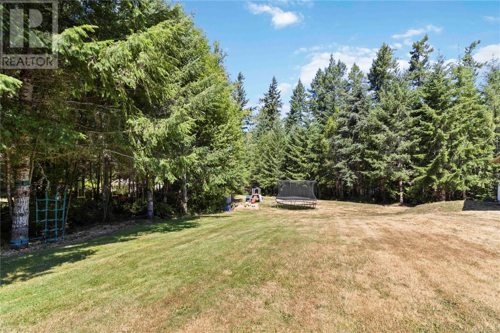 Photo 5 of 7230 Helen Pl, Sooke BC