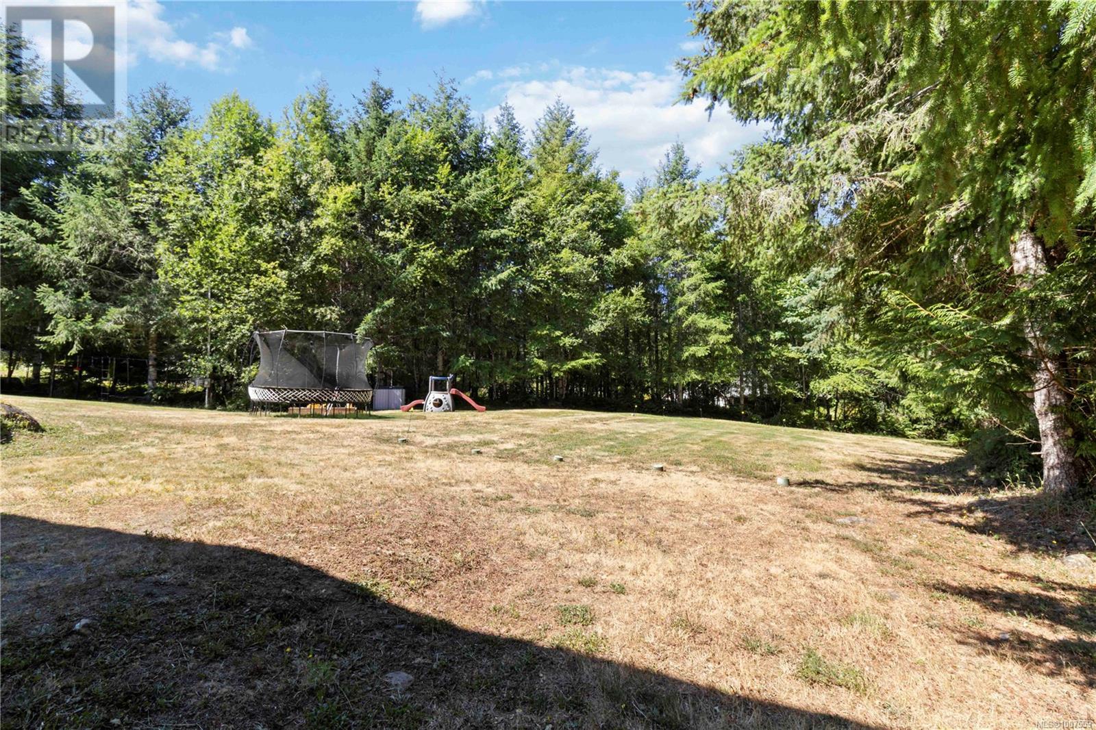 Photo 33 of 7230 Helen Pl, Sooke BC