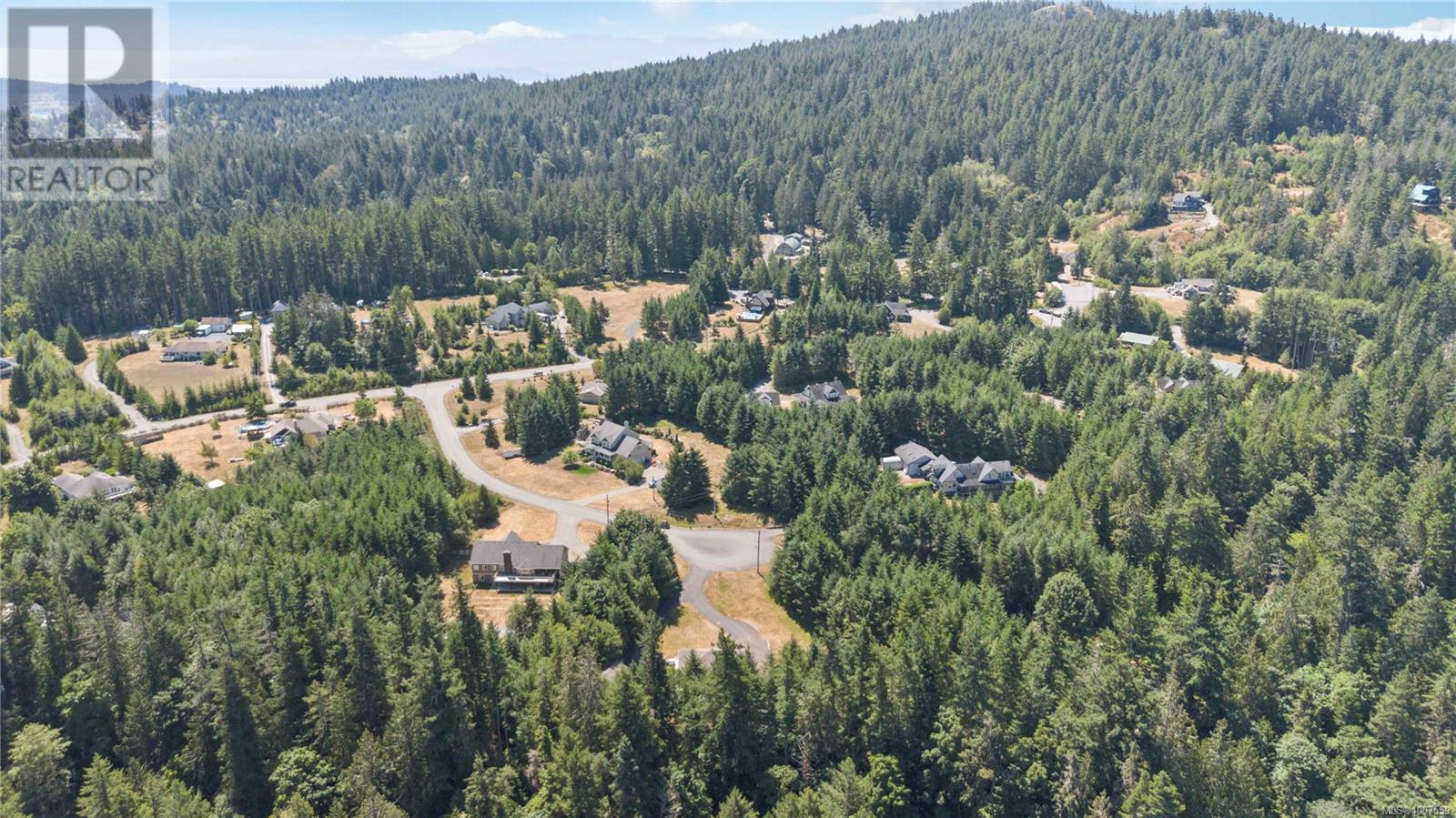 Photo 10 of 7230 Helen Pl, Sooke BC