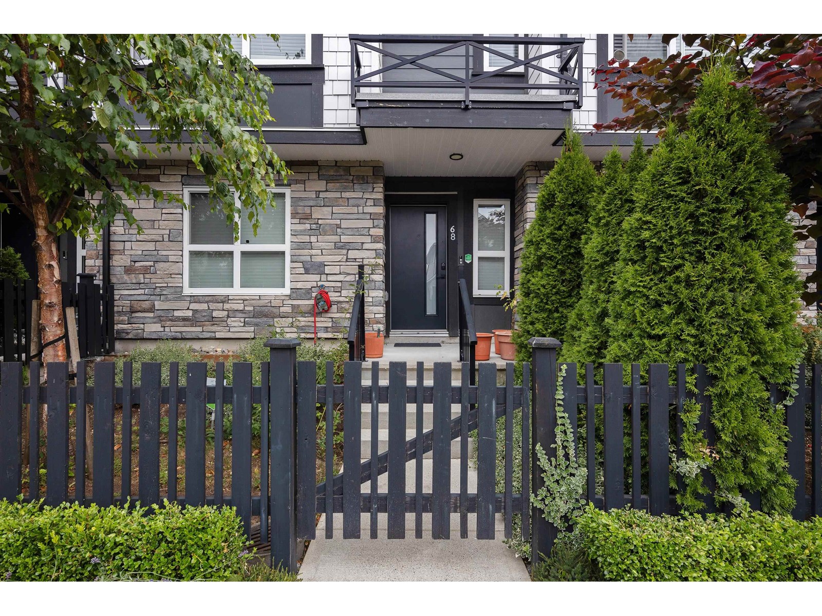 Photo 3 of 68 19255 Aloha Drive, Surrey BC