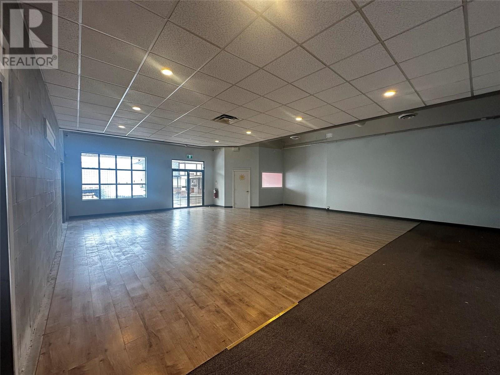 114 2436 Skaha Lake Road, Penticton