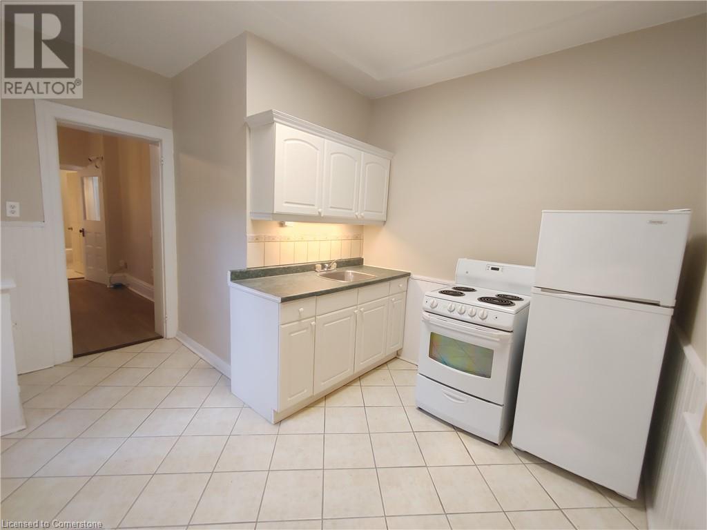Photo 17 of 15 Sherman Avenue S, Hamilton ON