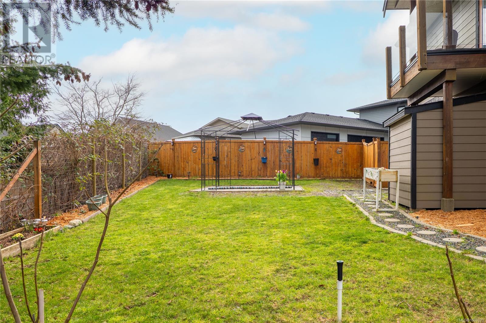 1674 Trumpeter Cres, Courtenay