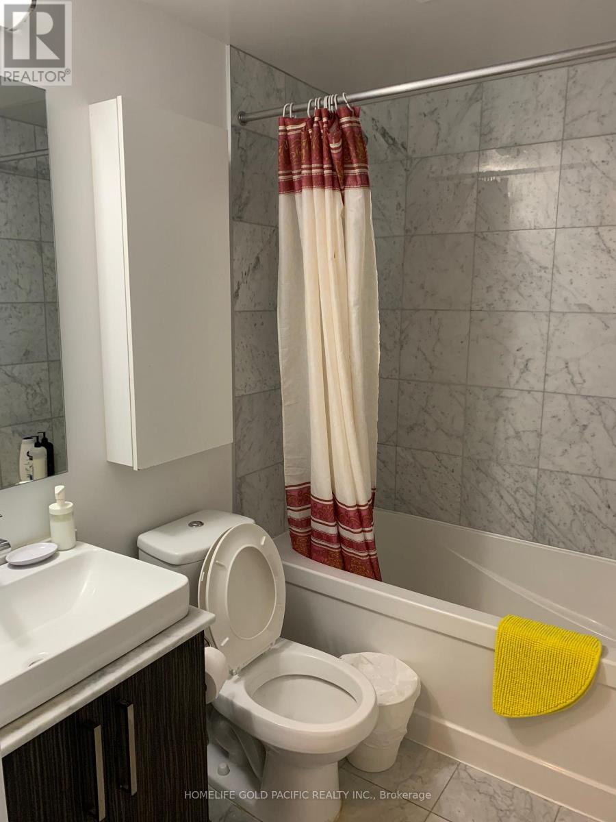 Photo 11 of 3108 12 York Street, Toronto ON