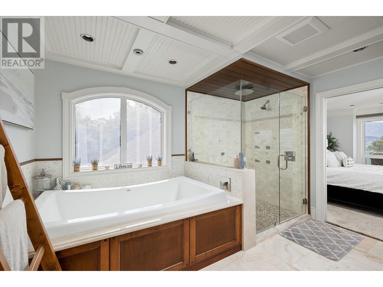 16875 Terrace View Road, Lake Country