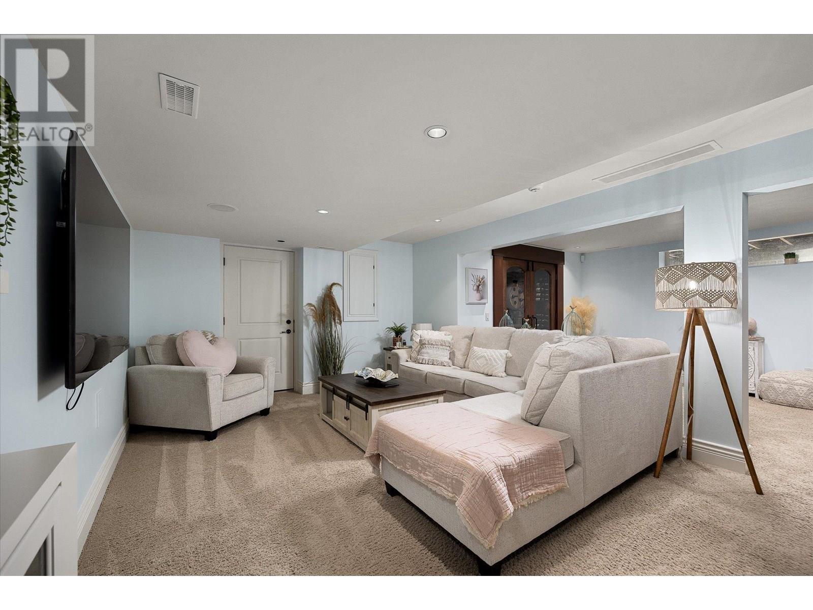 16875 Terrace View Road, Lake Country