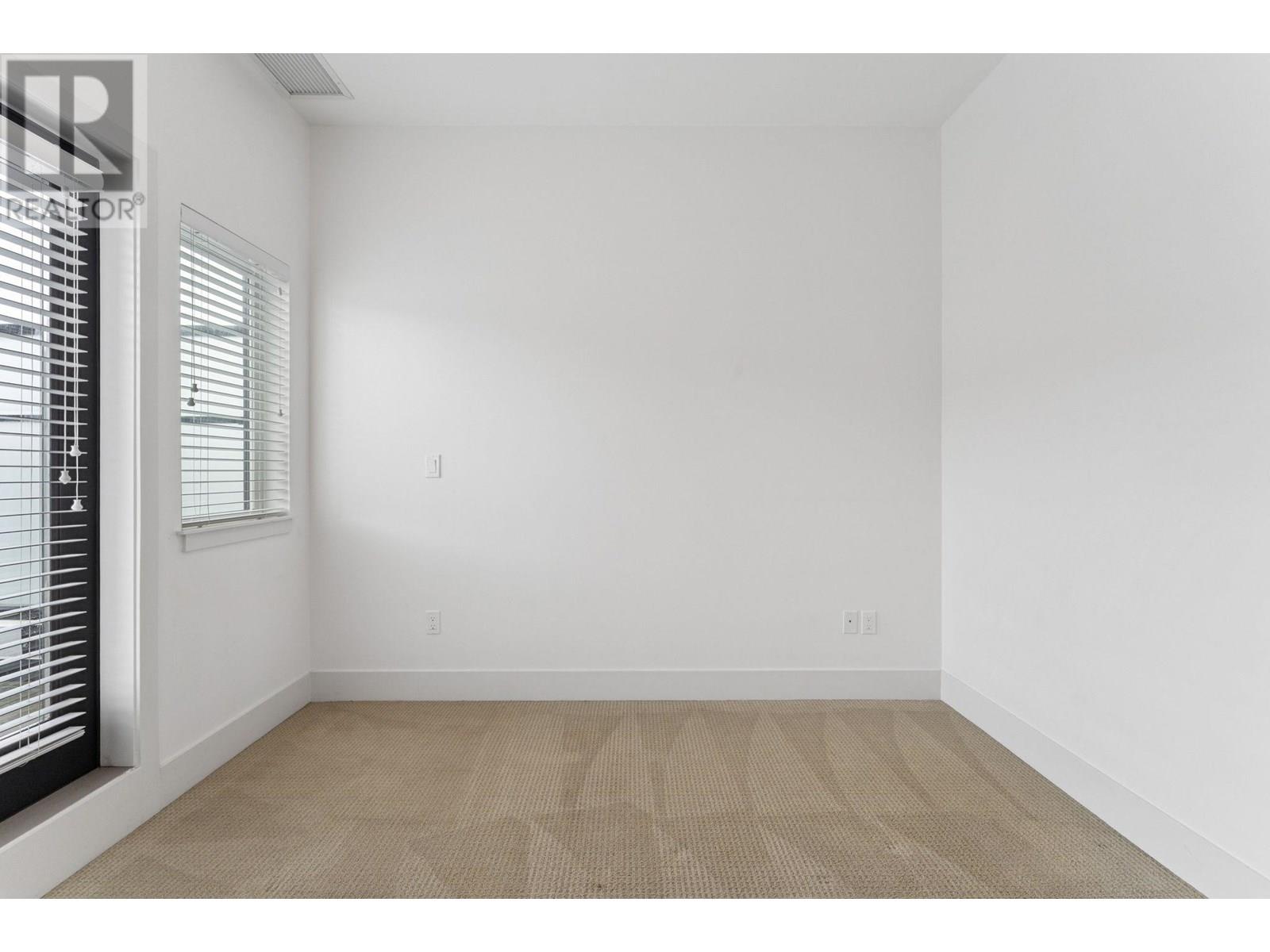 302 6933 ARCOLA STREET, Burnaby