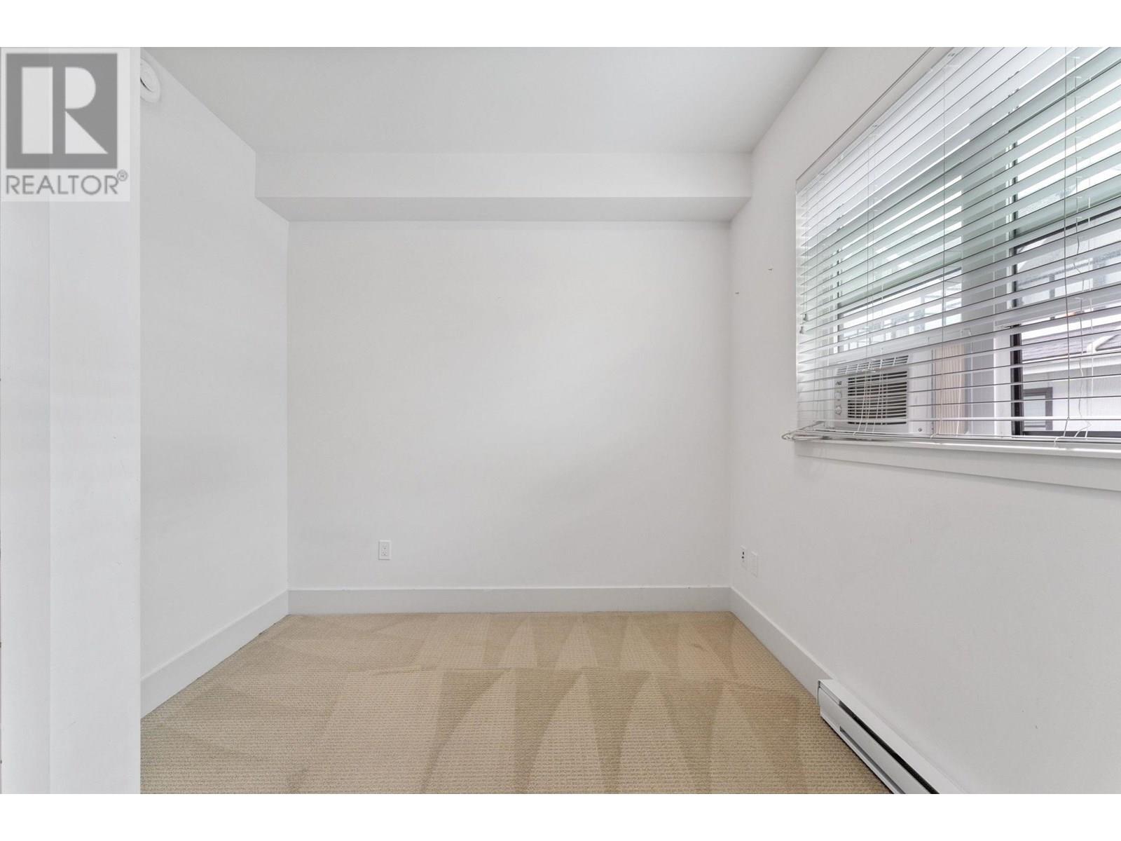 302 6933 ARCOLA STREET, Burnaby