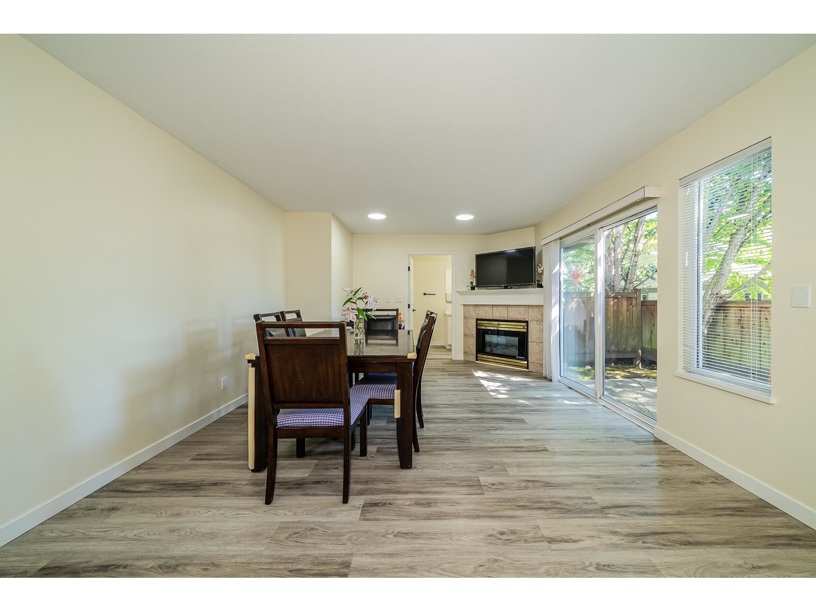 Photo 14 of 31 16155 82 Avenue, Surrey BC