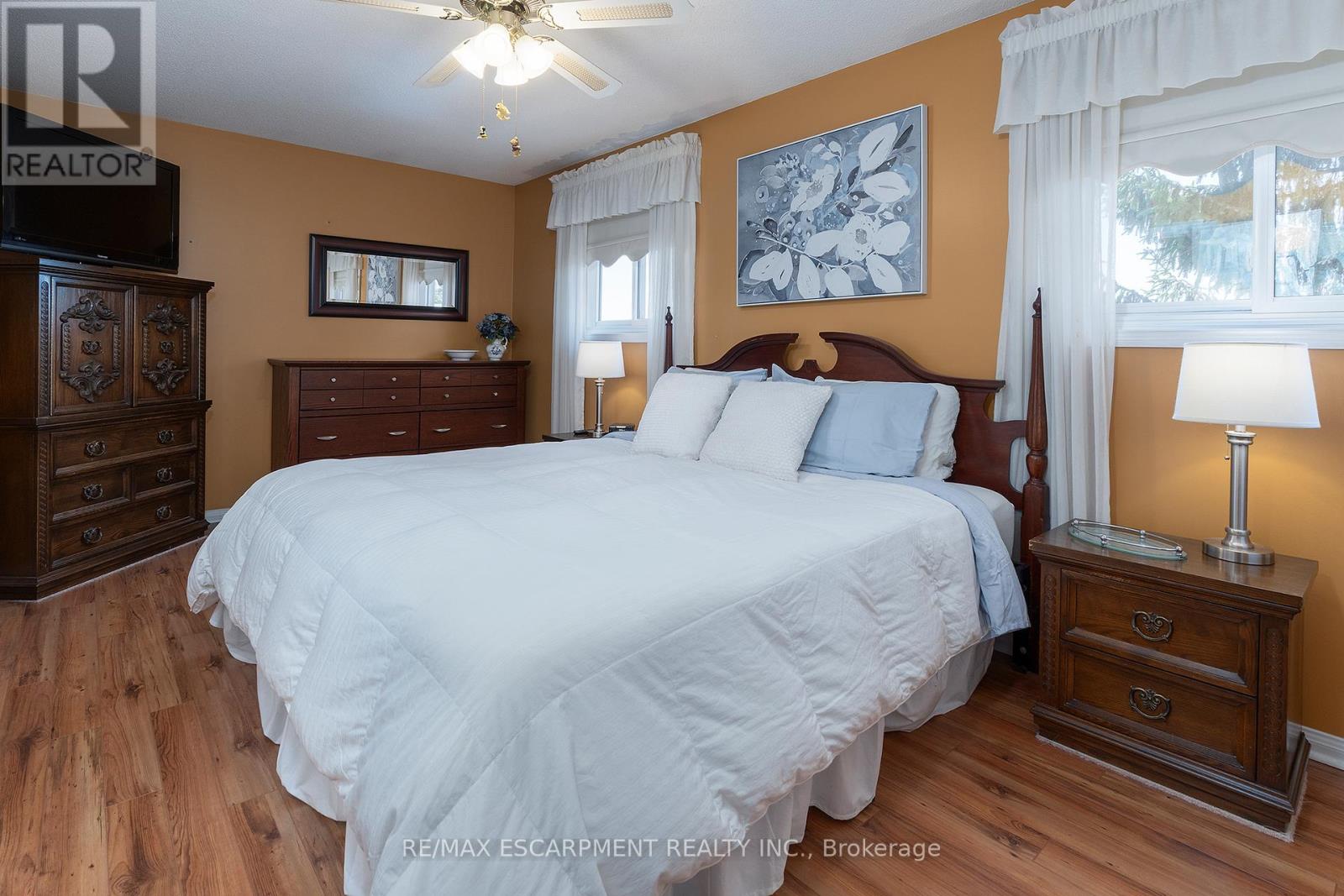 Photo 6 of 50 Ossington Drive, Hamilton ON