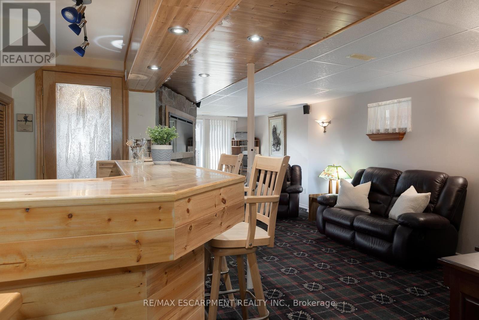 Photo 7 of 50 Ossington Drive, Hamilton ON