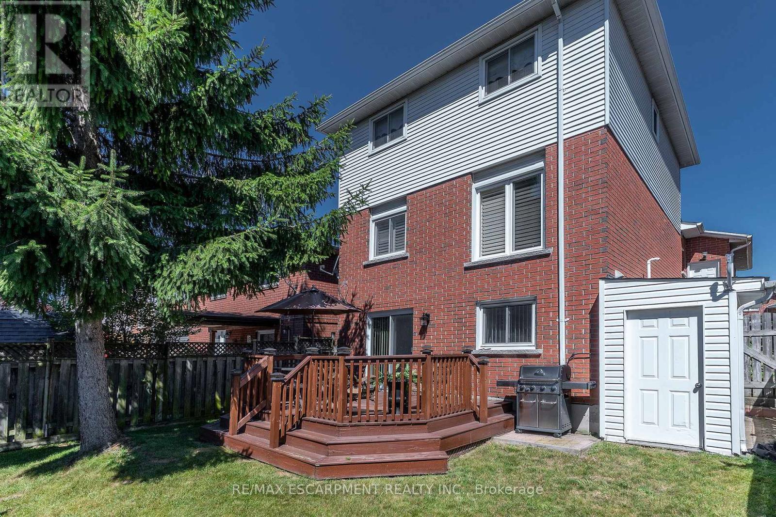 Photo 27 of 50 Ossington Drive, Hamilton ON