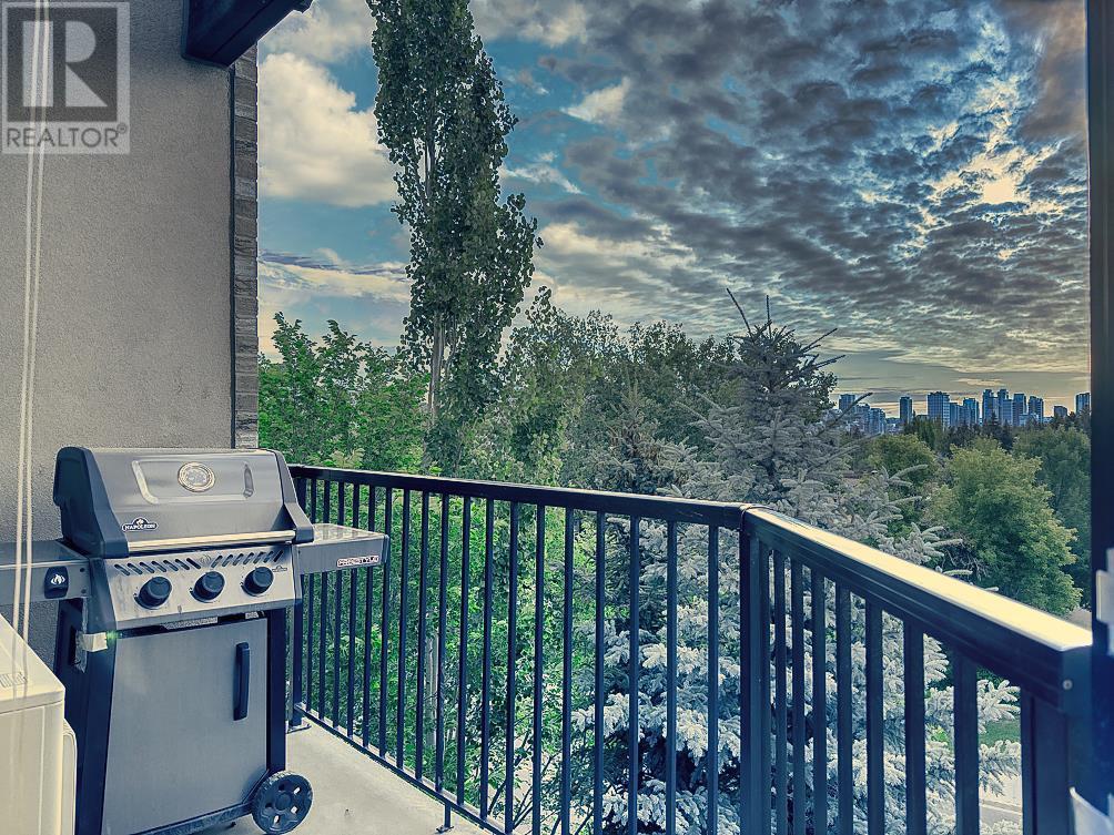 Single Family House for Sale in    Street SW Bankview Calgary 