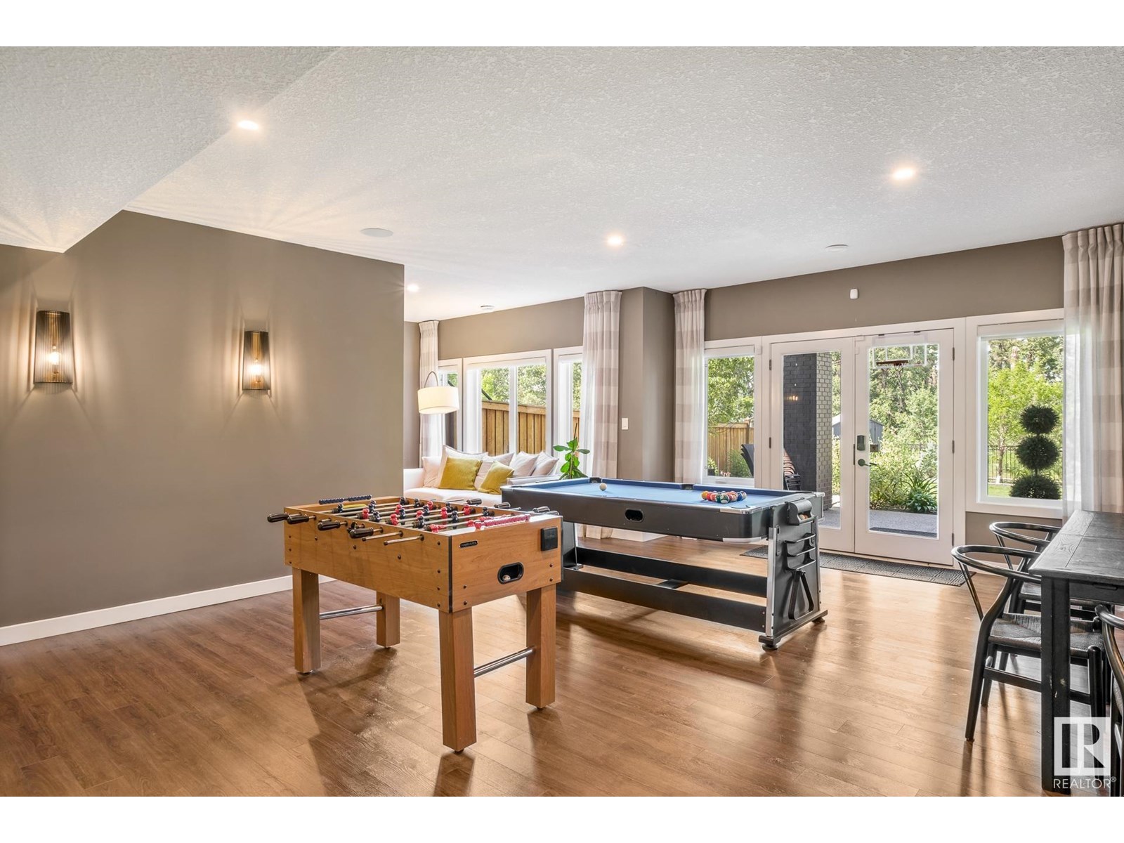 Photo 34 of 699 Howatt Dr Sw, Edmonton AB