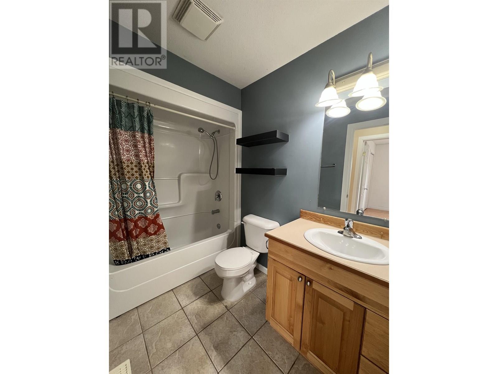 4403 HERITAGE CRESCENT, Fort Nelson