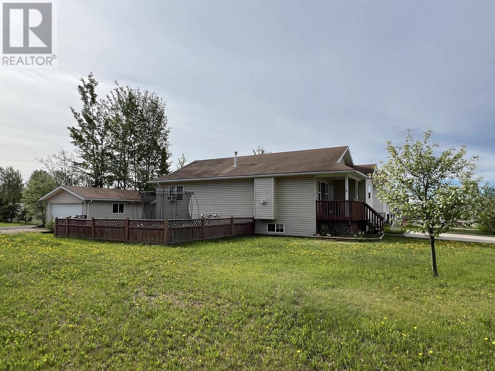 4403 HERITAGE CRESCENT, Fort Nelson