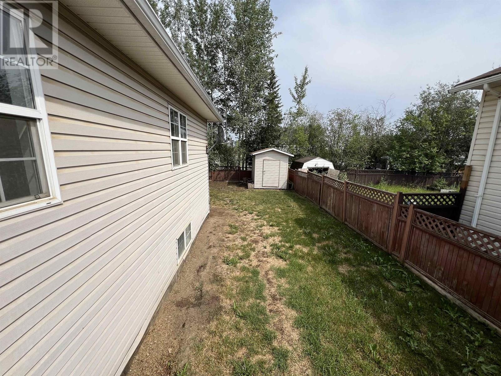 4403 HERITAGE CRESCENT, Fort Nelson