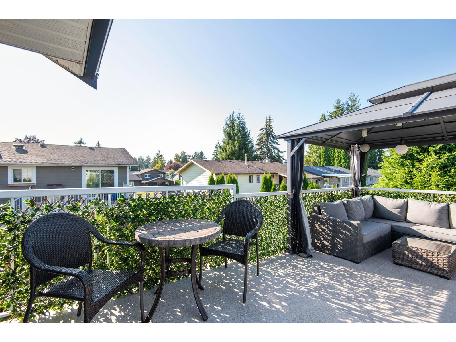 Photo 32 of 26573 29 B Avenue, Langley BC
