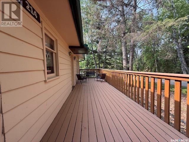 214 Willow AVENUE - photo 5