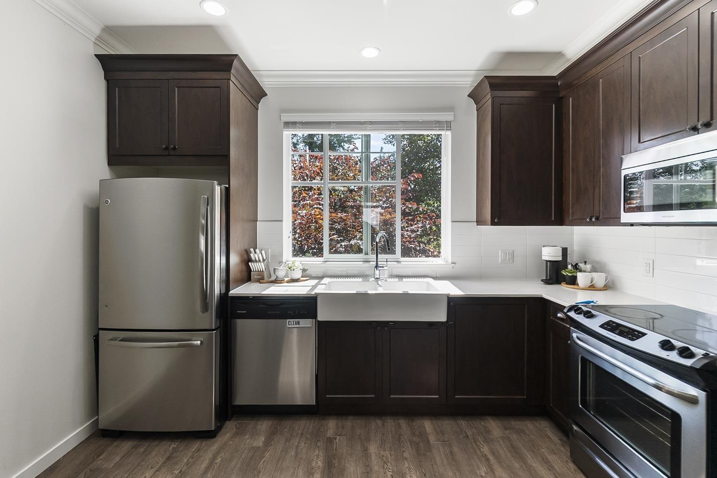 Photo 10 of 47 19128 65 Avenue, Surrey BC