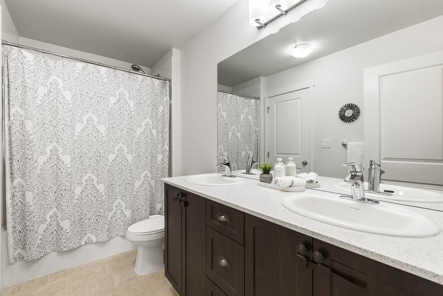 Photo 16 of 47 19128 65 Avenue, Surrey BC