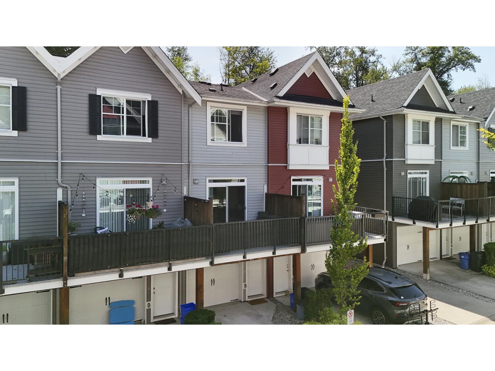 Photo 28 of 47 19128 65 Avenue, Surrey BC