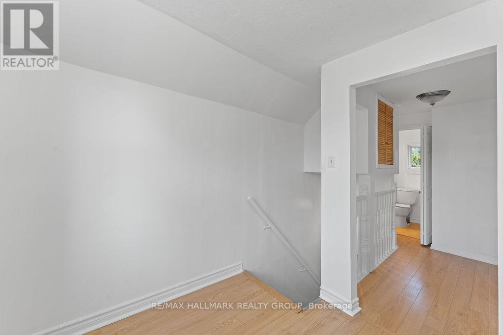 Photo 16 of 291 Richelieu Avenue, Ottawa ON