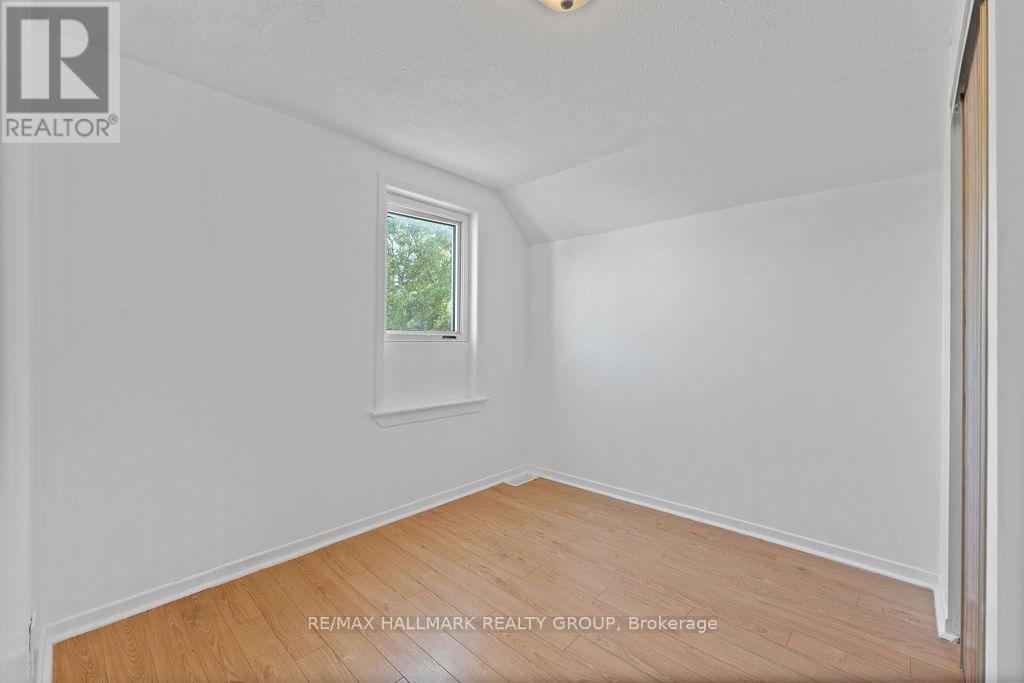 Photo 3 of 291 Richelieu Avenue, Ottawa ON