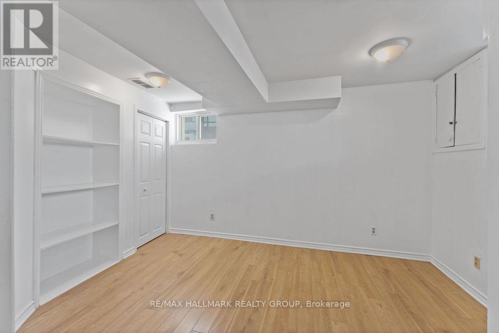 Photo 2 of 291 Richelieu Avenue, Ottawa ON