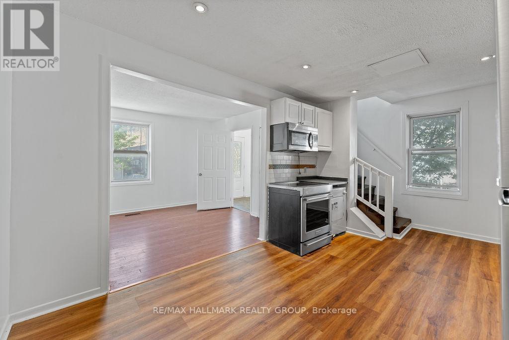 Photo 32 of 291 Richelieu Avenue, Ottawa ON