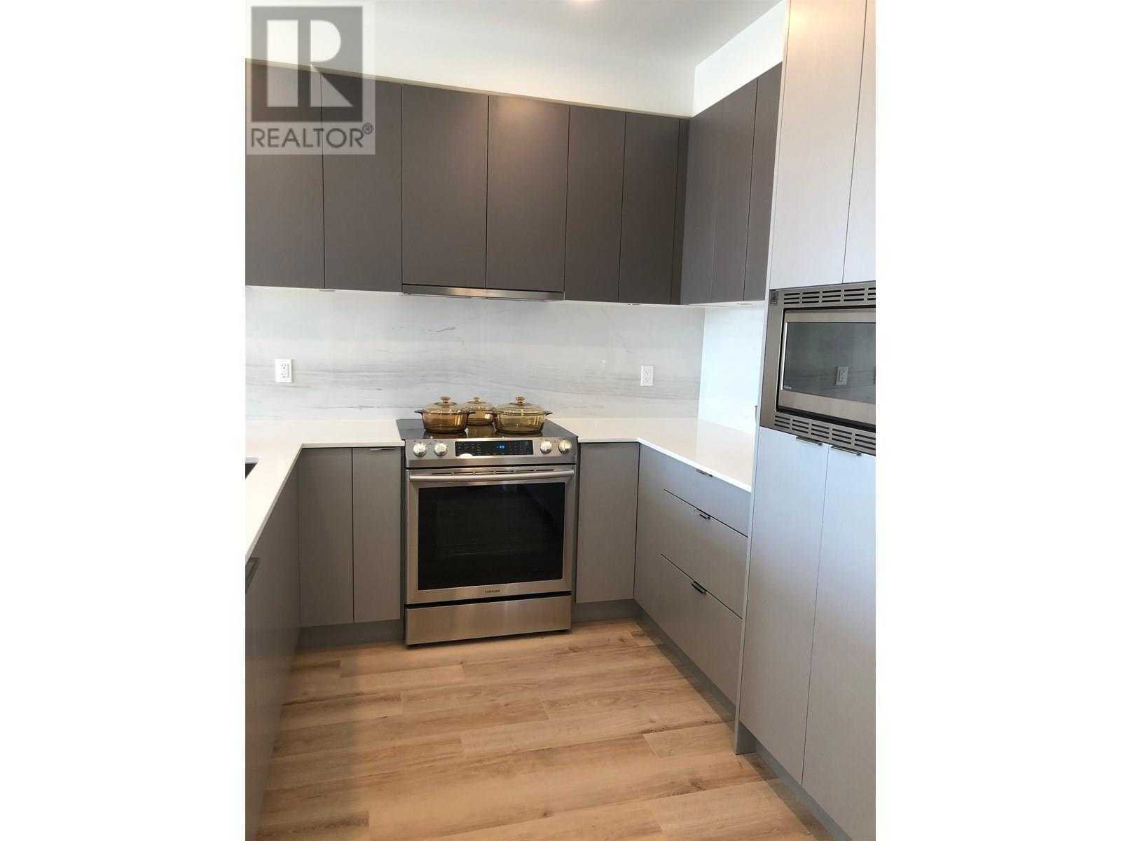 #222-1892 STARLING Drive, Tsawwassen