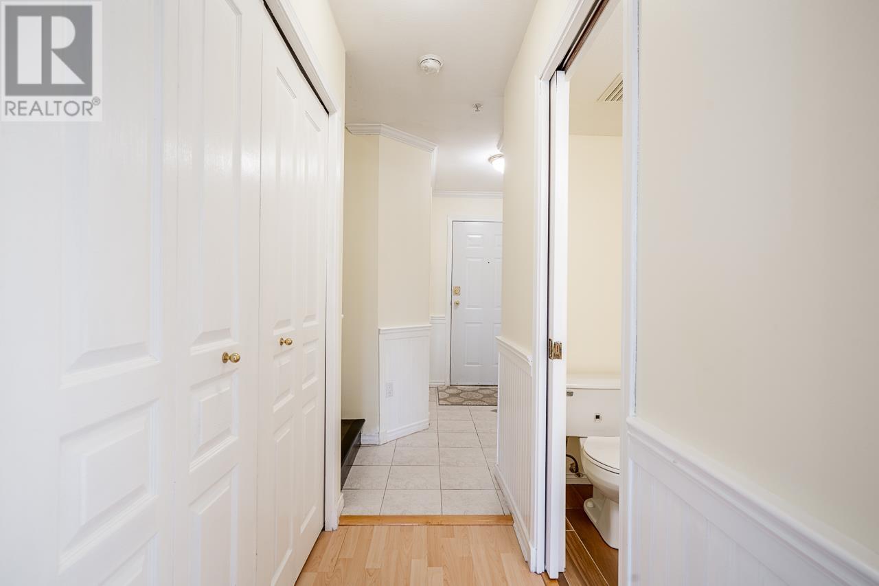 Photo 5 of 103 624 Agnes Street, New Westminster BC